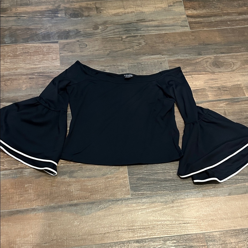 Vix Black Off-Shoulder Blouse with White Trim